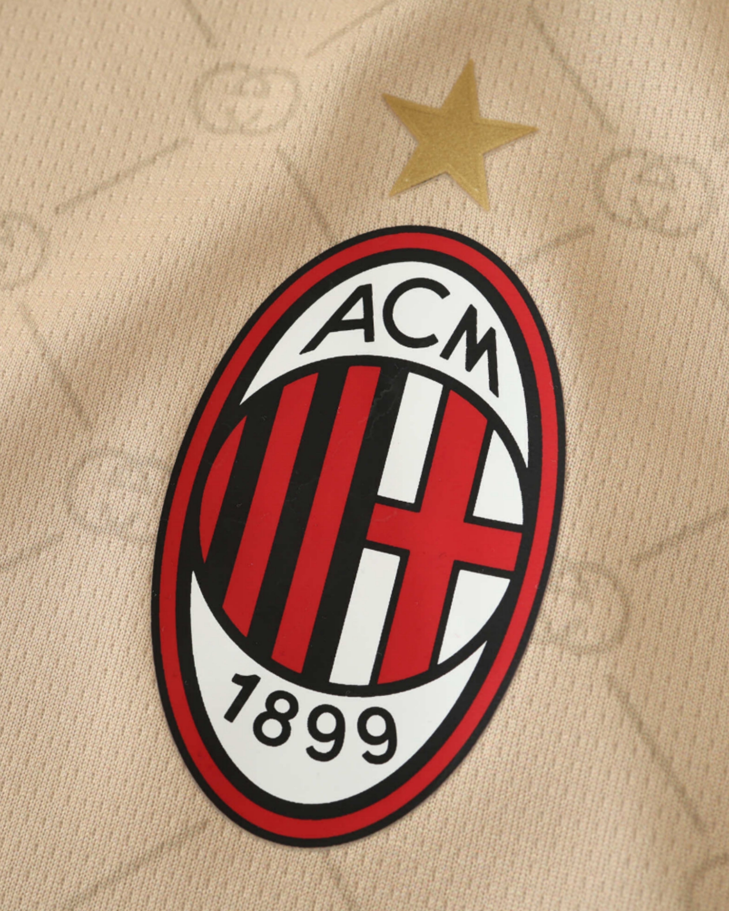 ACミラン × GUCCI プレミアムキット